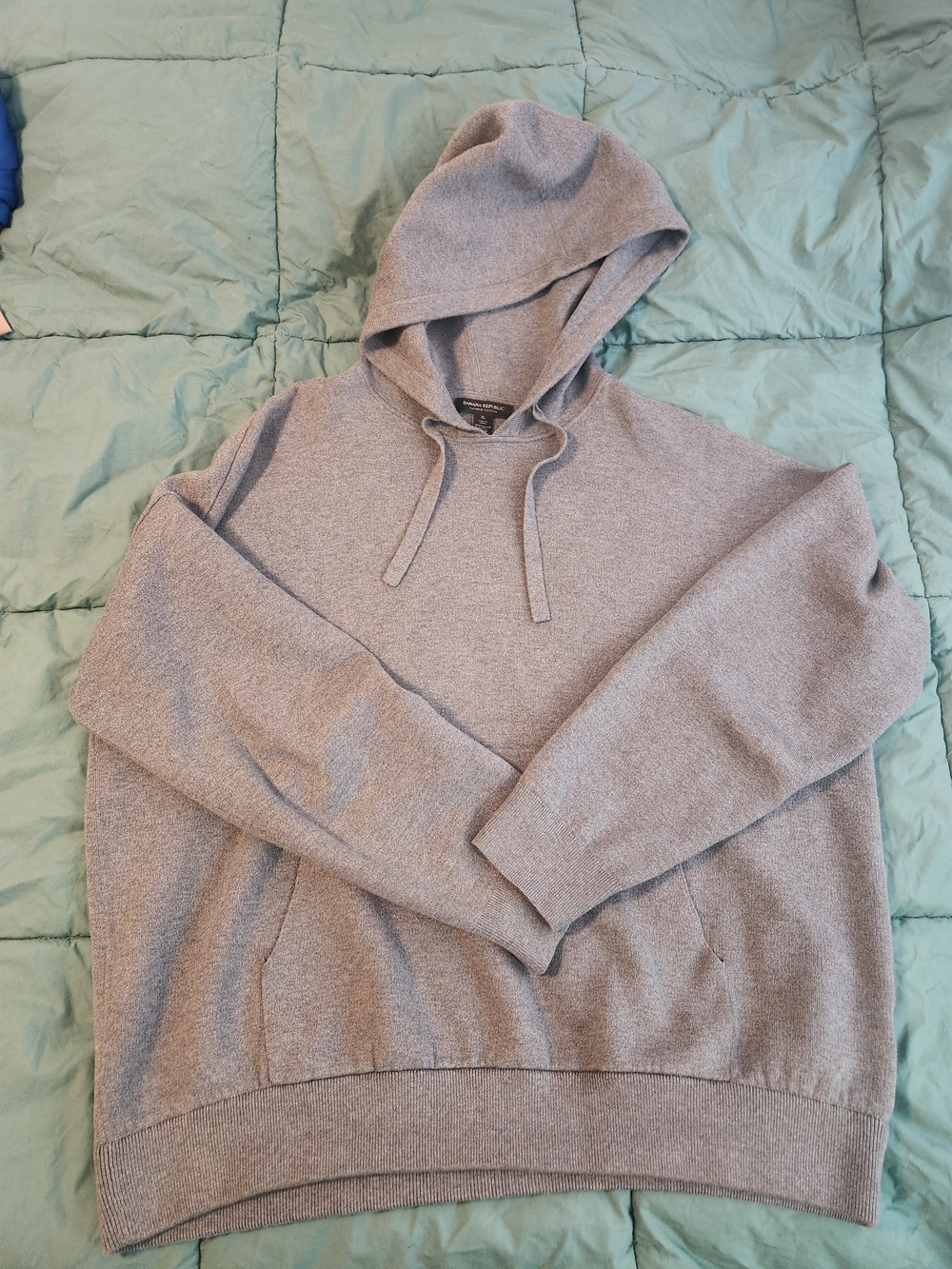 Men's Gray Hooded Sweater - Classic Knit Pullover